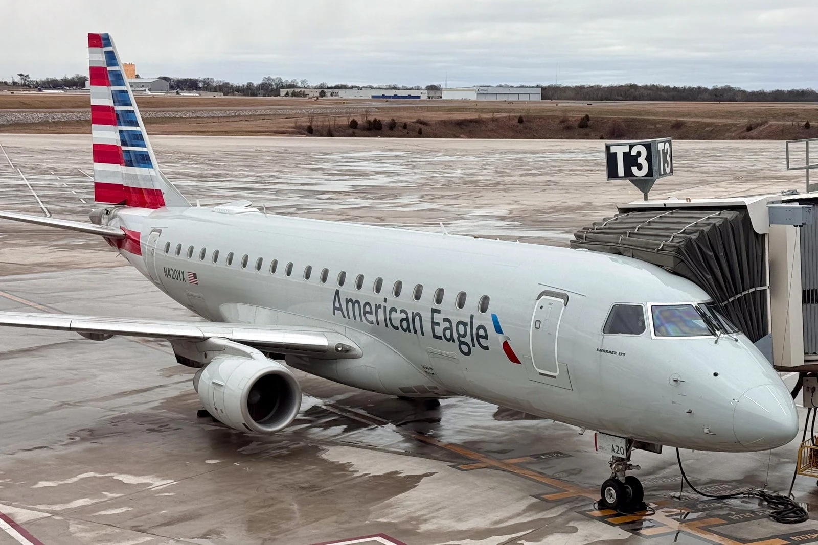 American Airlines adds new rare Boston route, cuts in Miami