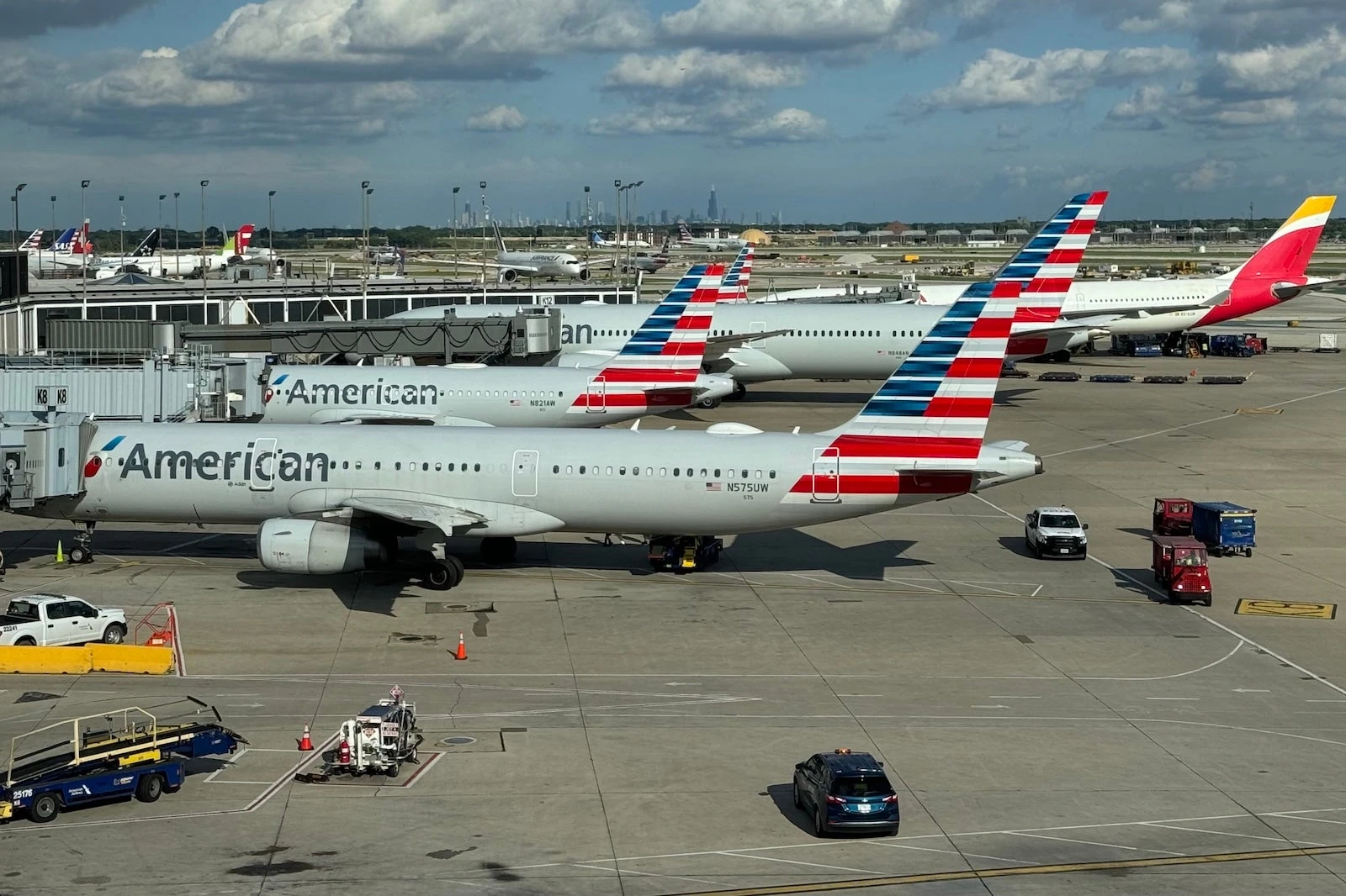 Want elite status on American in 2026? You should register now for this promo