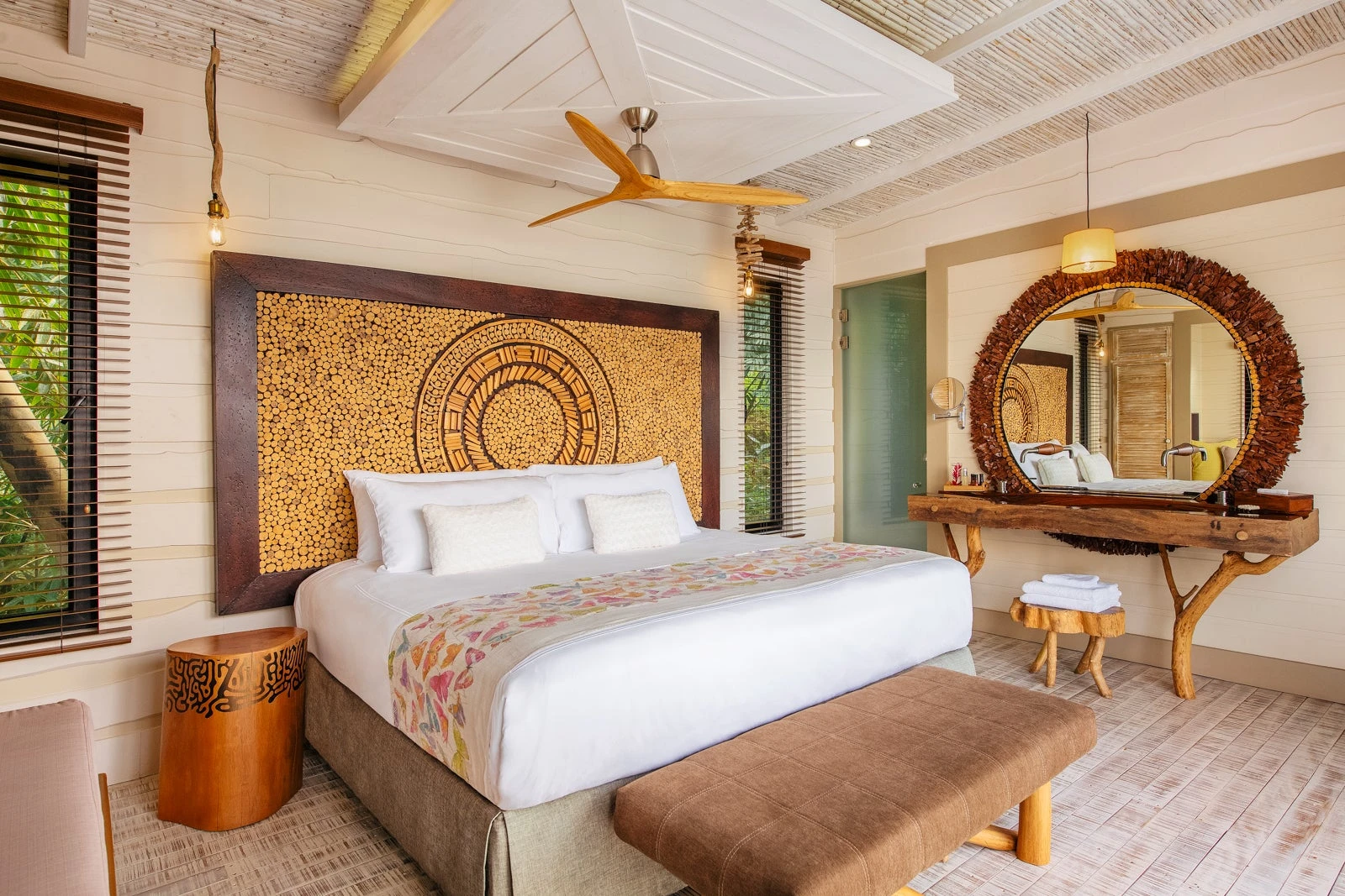 Hyatt and American Airlines just made it easier to earn elite status — here's how
