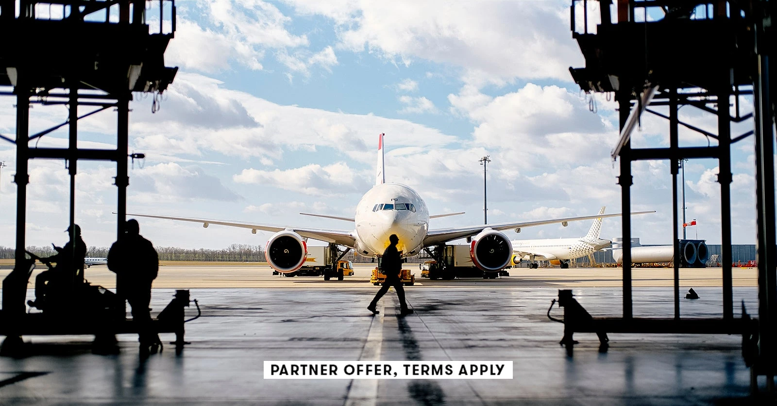 Best time to apply for AAdvantage cards based on offer history