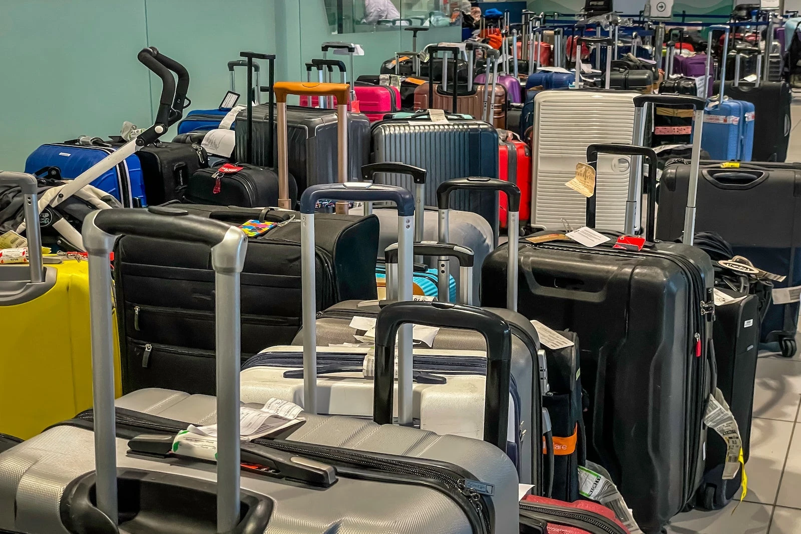 Should you get an airline cobranded card to offset bag fees? We did the math