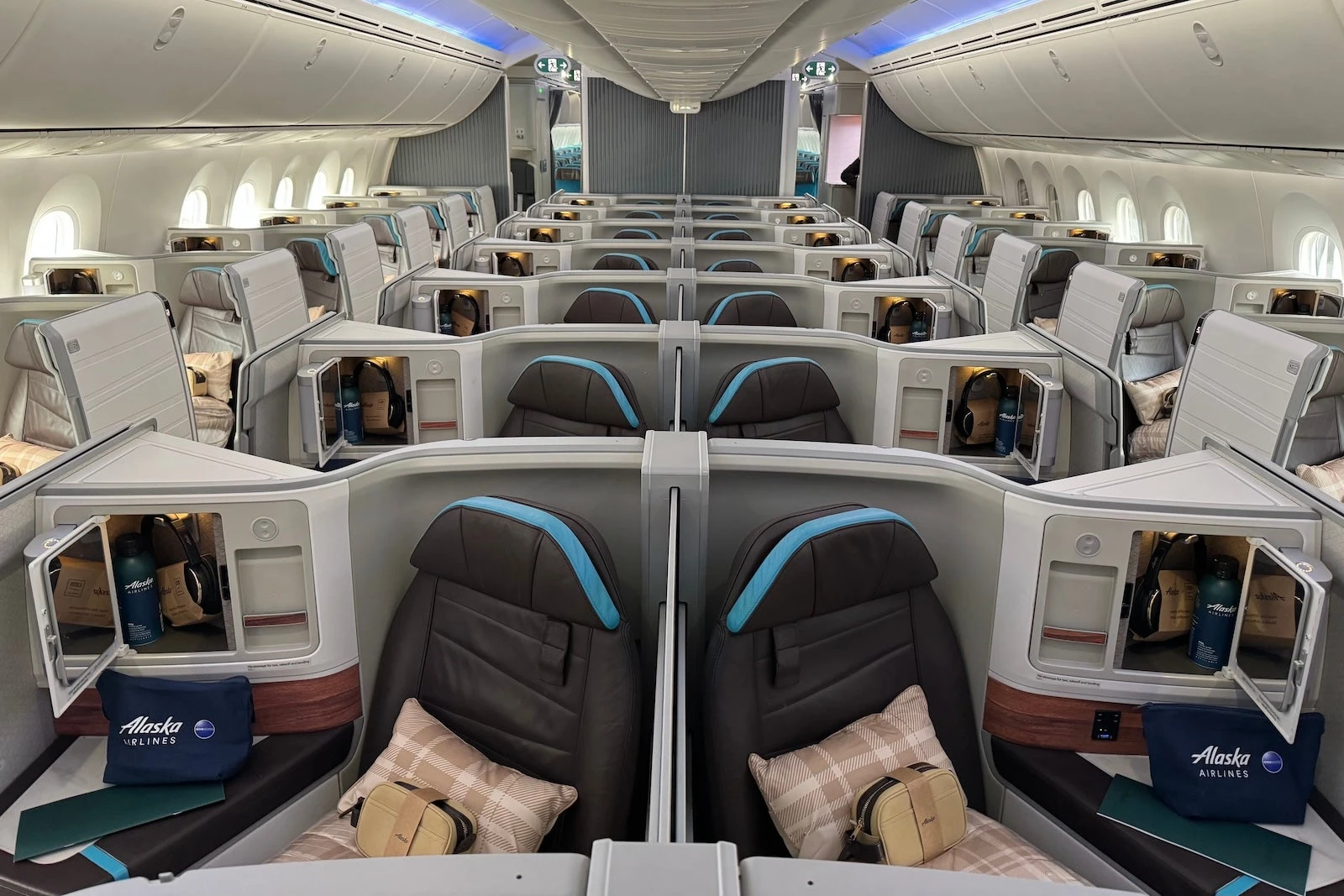Alaska Airlines touches down in Europe in historic first flight, rolls out new premium experience