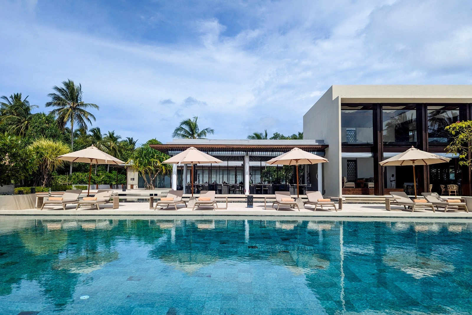 Complete guide to the World of Hyatt loyalty program