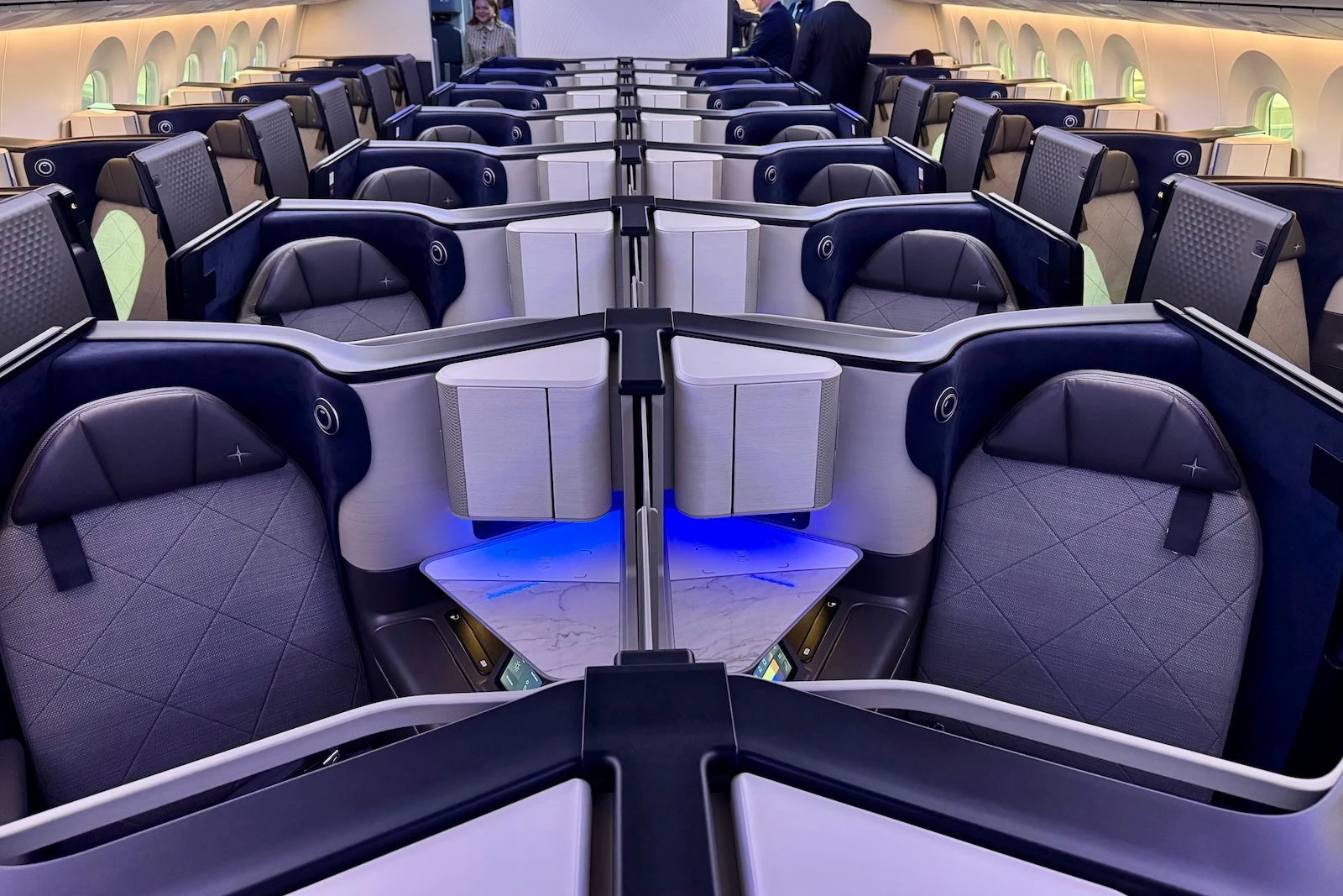 $3,000 ticket, 0 miles earned?! United launches basic biz, premium fares with tough new restrictions