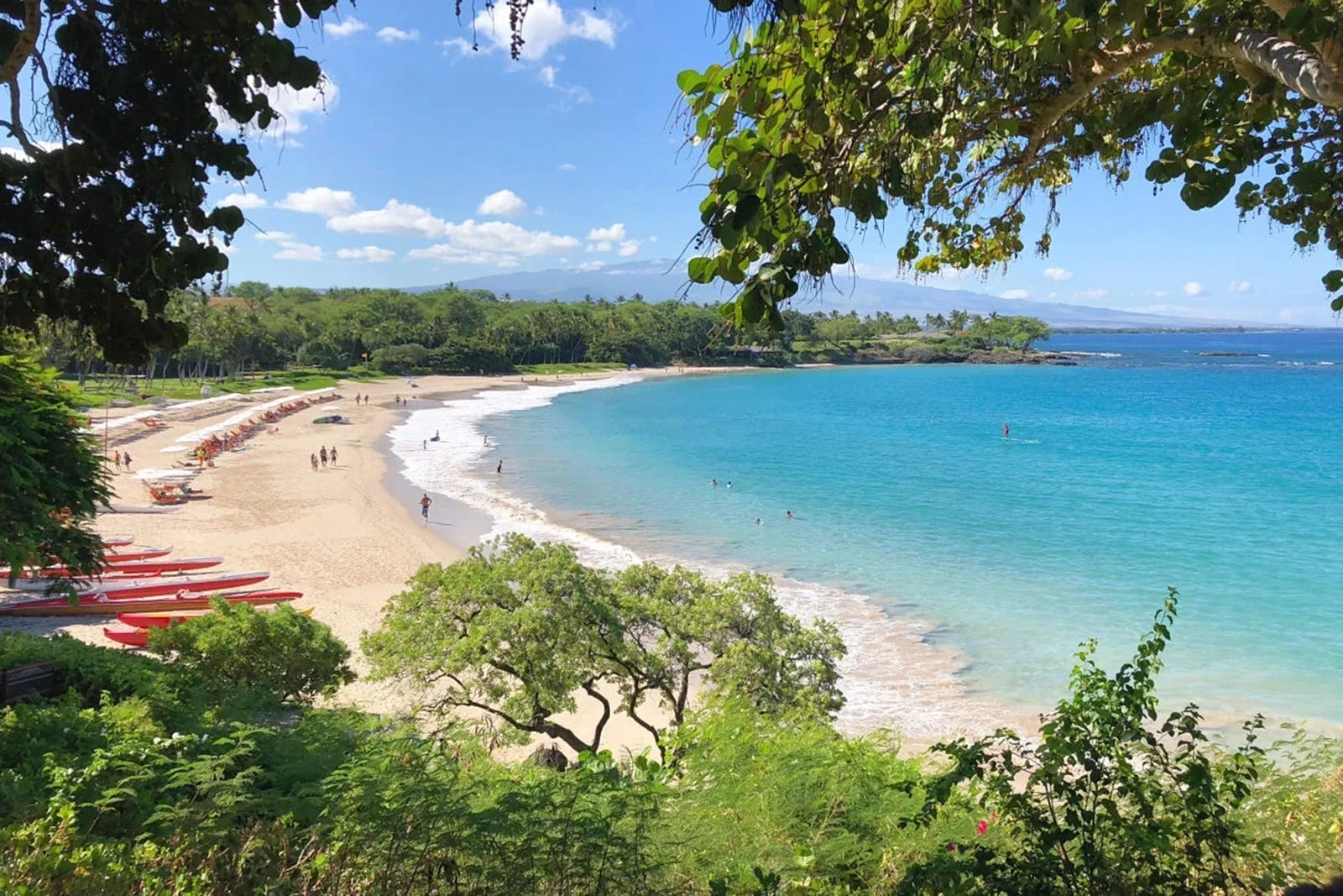 The best ways to travel to Hawaii with points and miles