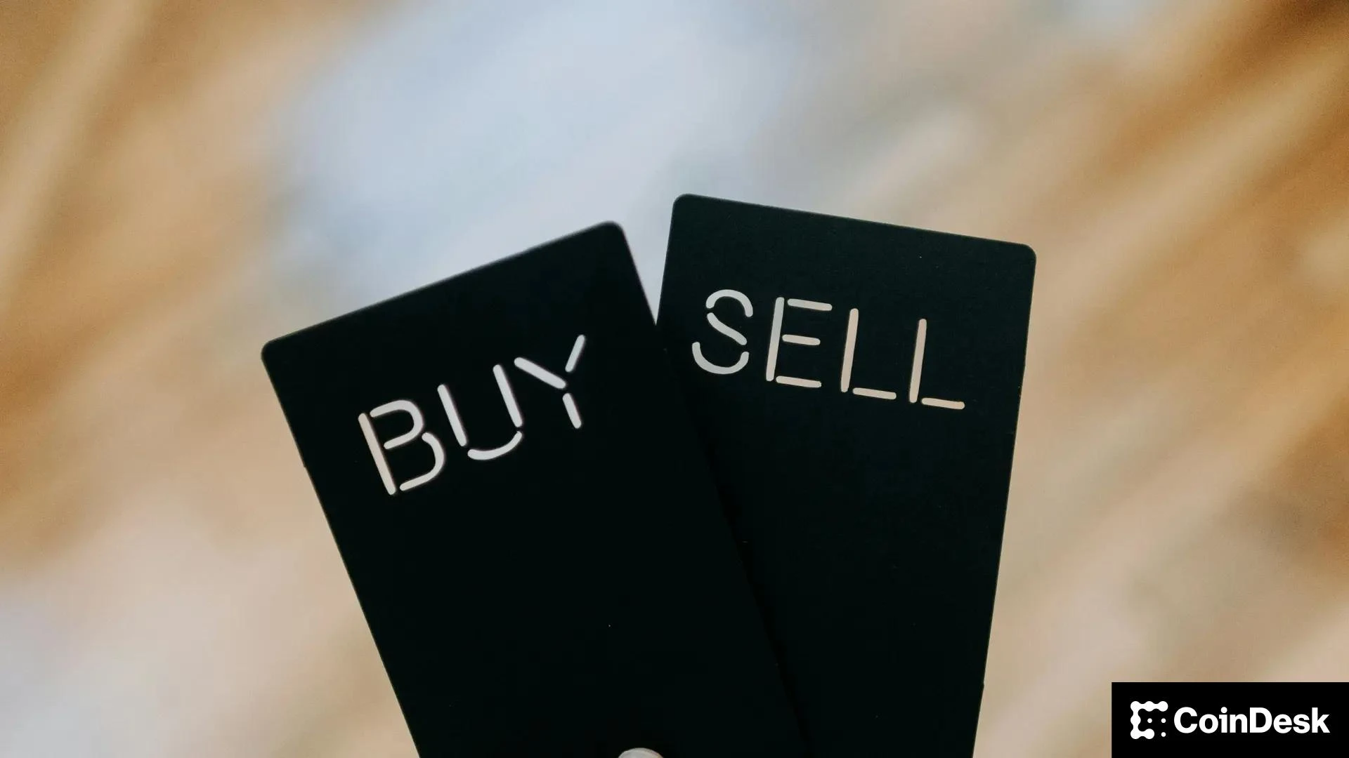 IBIT’s Options Market Fuels Bitcoin ETF Dominance, Report Suggests