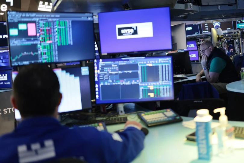 Crypto Long & Short: With MSTR concerns assuaged, look to traditional signals around BTC