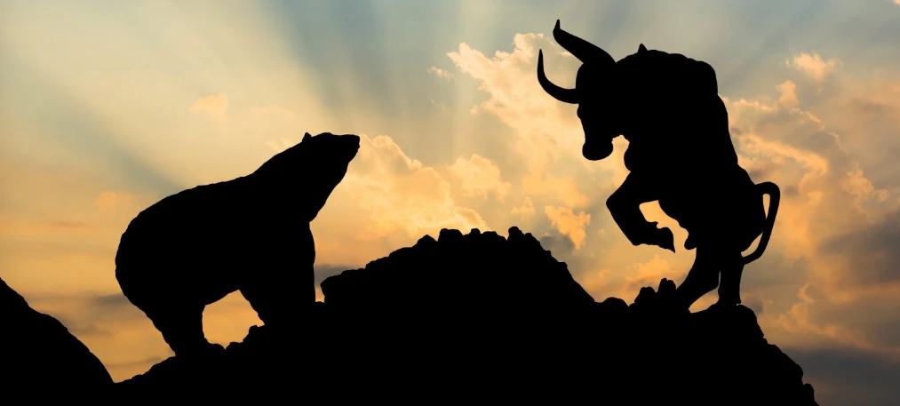 Bitcoin Holds Near $120K, Ether Rallies Towards $4.7K on Trump's Comment, Fed Rate Cut Bets