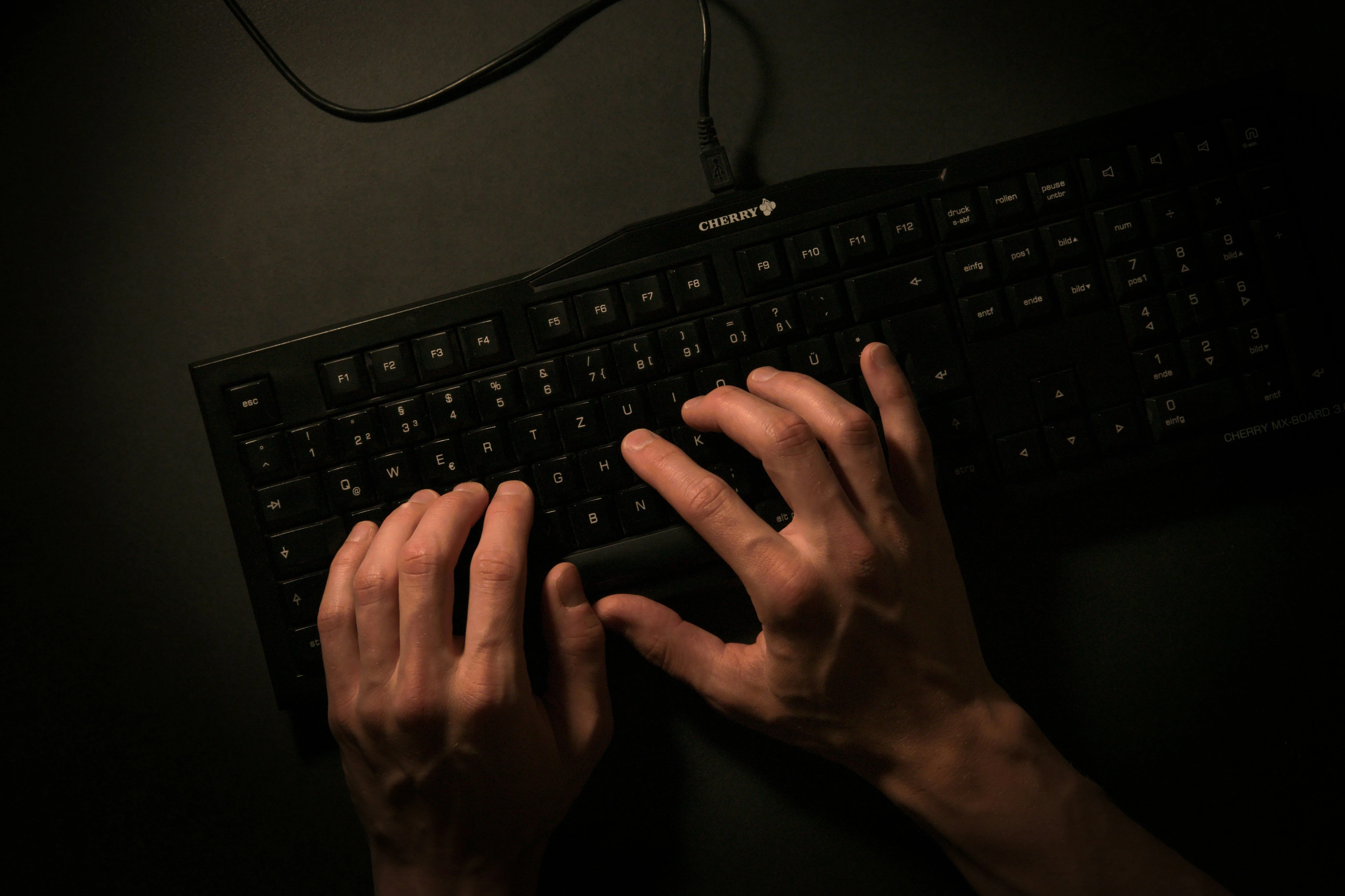 Satoshi Era-Whale's $8B Bitcoin Move Could Be Linked to Wallet Security Upgrade: Arkham