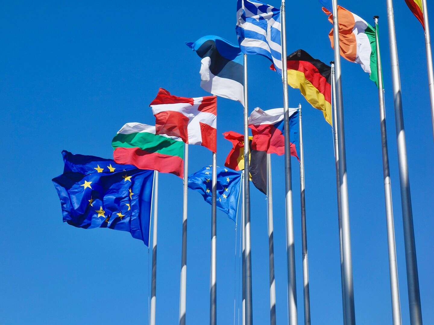 EU Countries Struggle to Implement MiCA as Deadline for Crypto Regulatory Revamp Looms