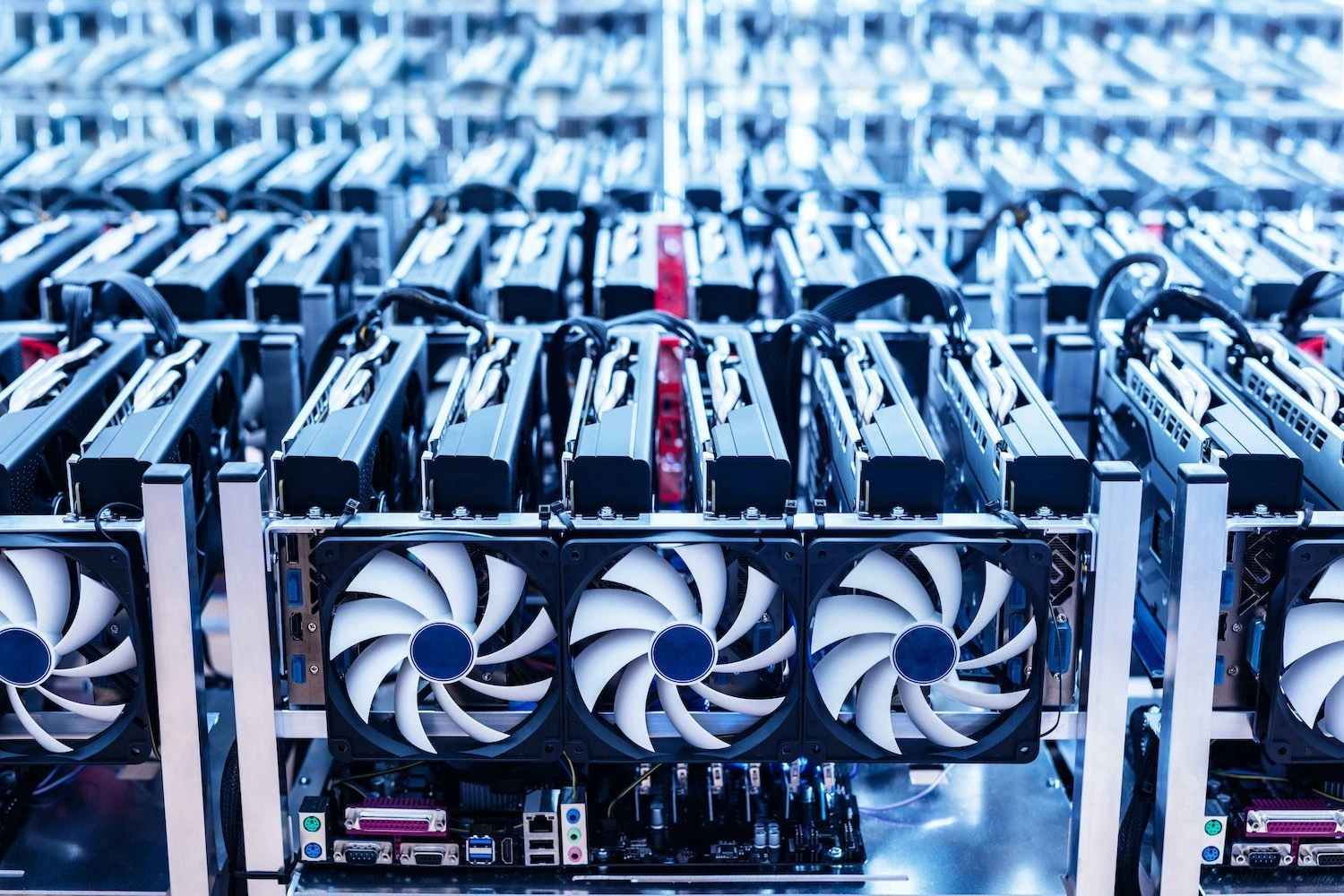Core Scientific Soars 25% as WSJ Reports Buyout Talks With CoreWeave