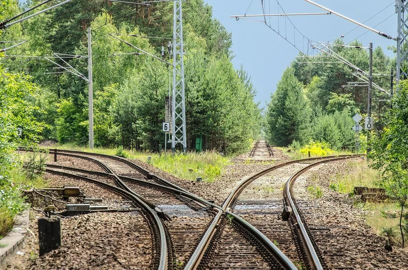 A long-time developer wants to split Bitcoin blockchain and reassign Satoshi coins. The community is calling it a theft