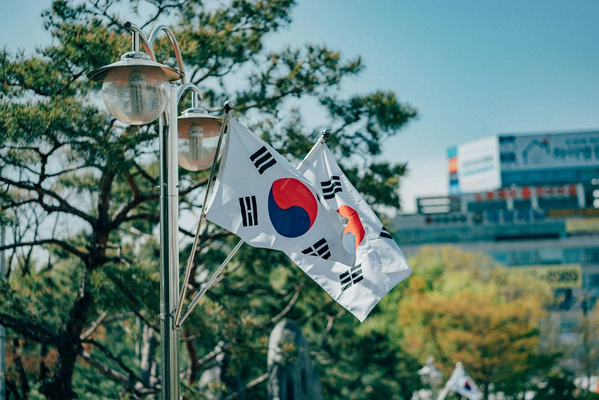 South Korea to Let Non-Profits, Exchanges Sell Crypto Under New FSC Rules