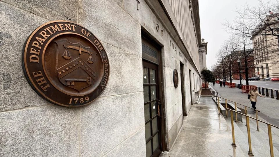 Bitcoin could be heading much lower, fund manager warns as $150 billion Treasury operation nears