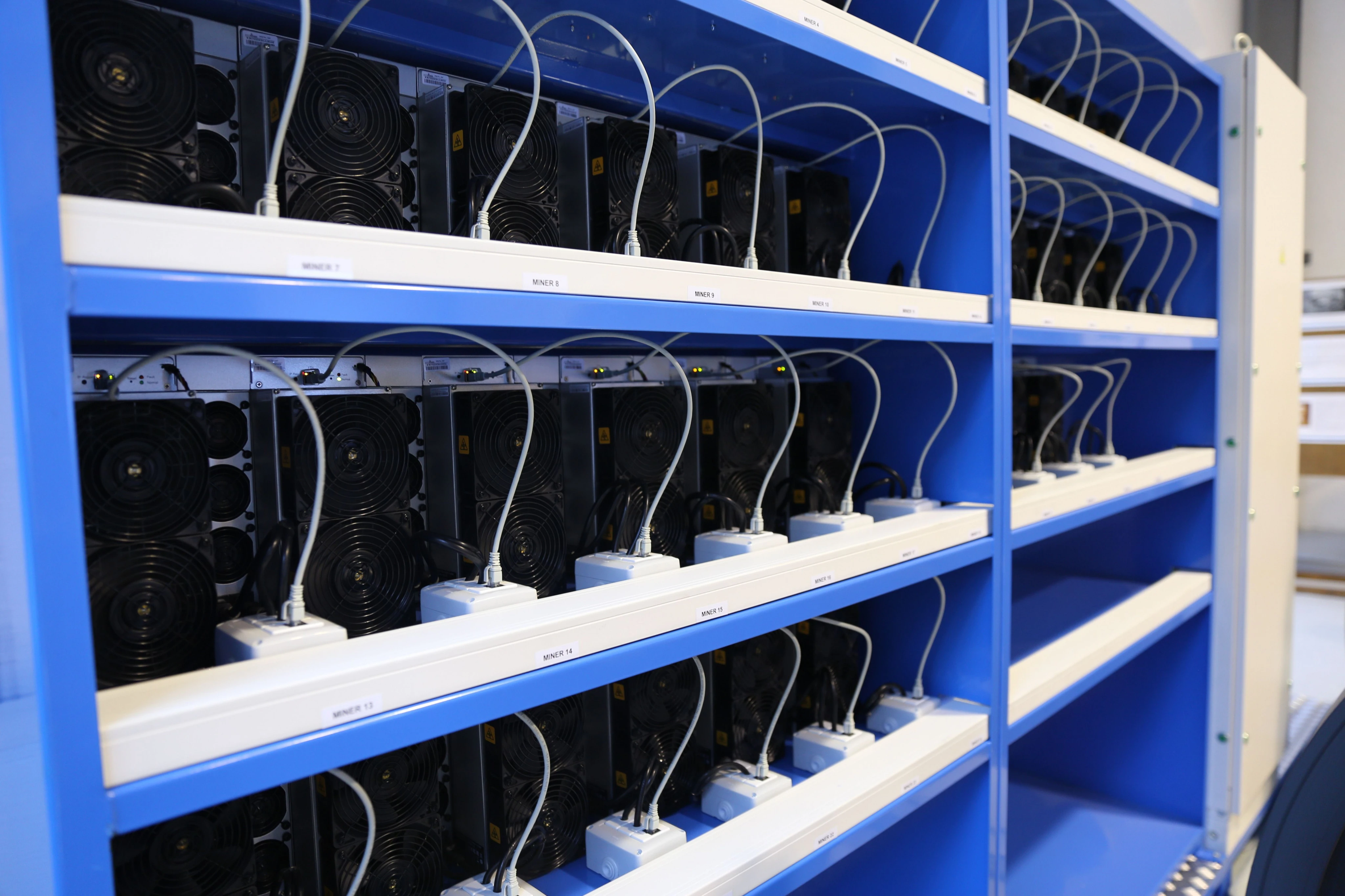 Bitcoin Network Hashrate Returned to All-Time Highs in August: JPMorgan 