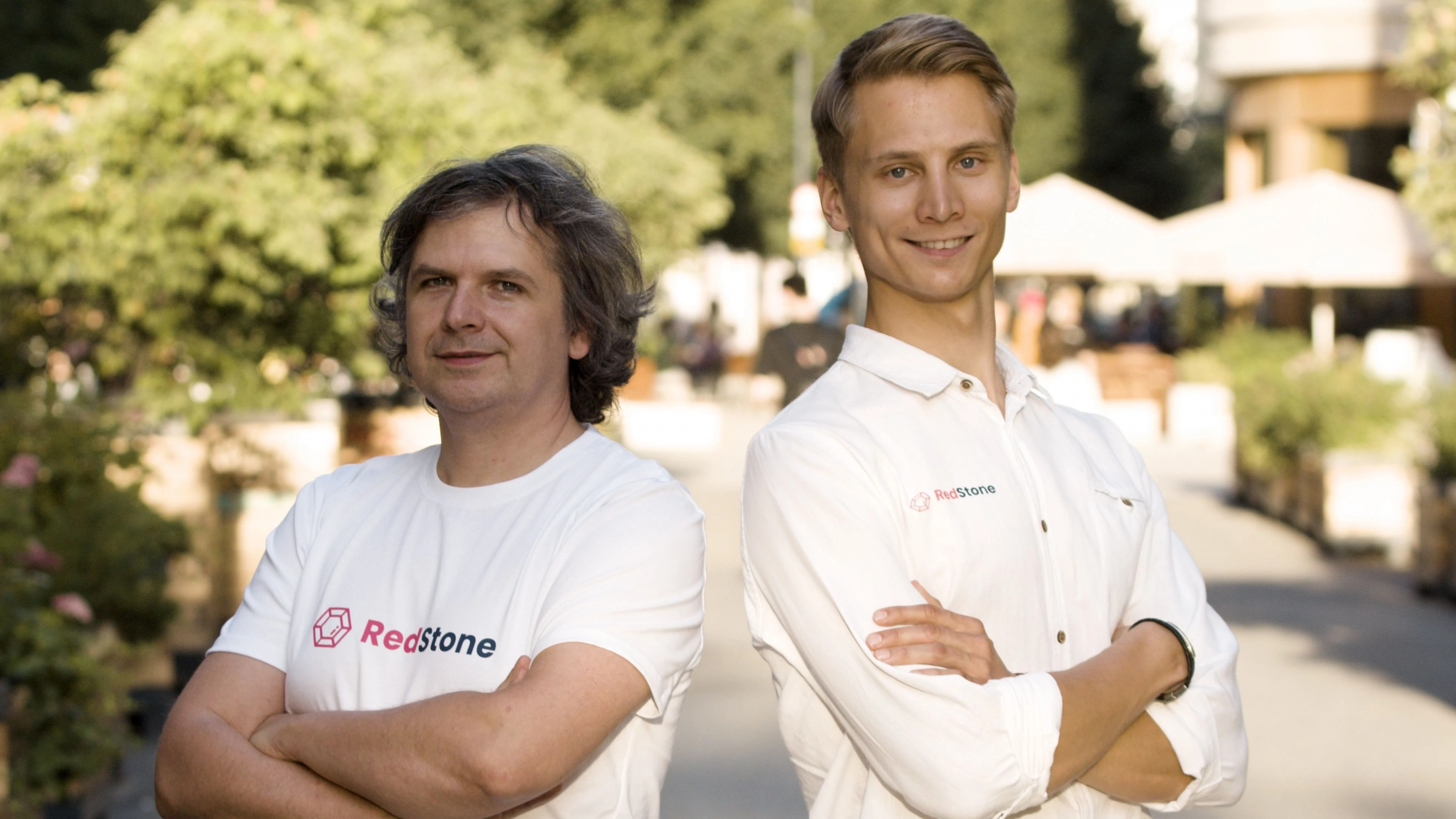 Crypto Oracle Firm RedStone Acquires DeFi Credit Specialist Credora 