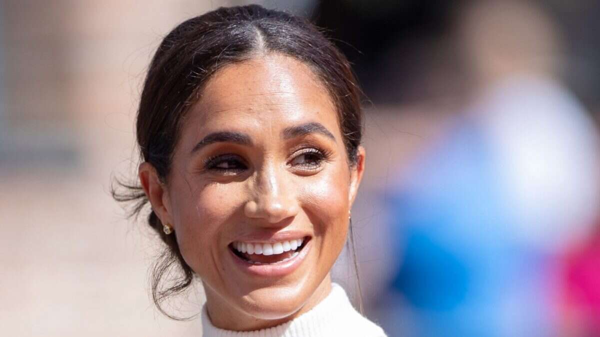 La borsa di paglia (come quella di Meghan Markle) è l’accessorio da avere per l’estate 2023