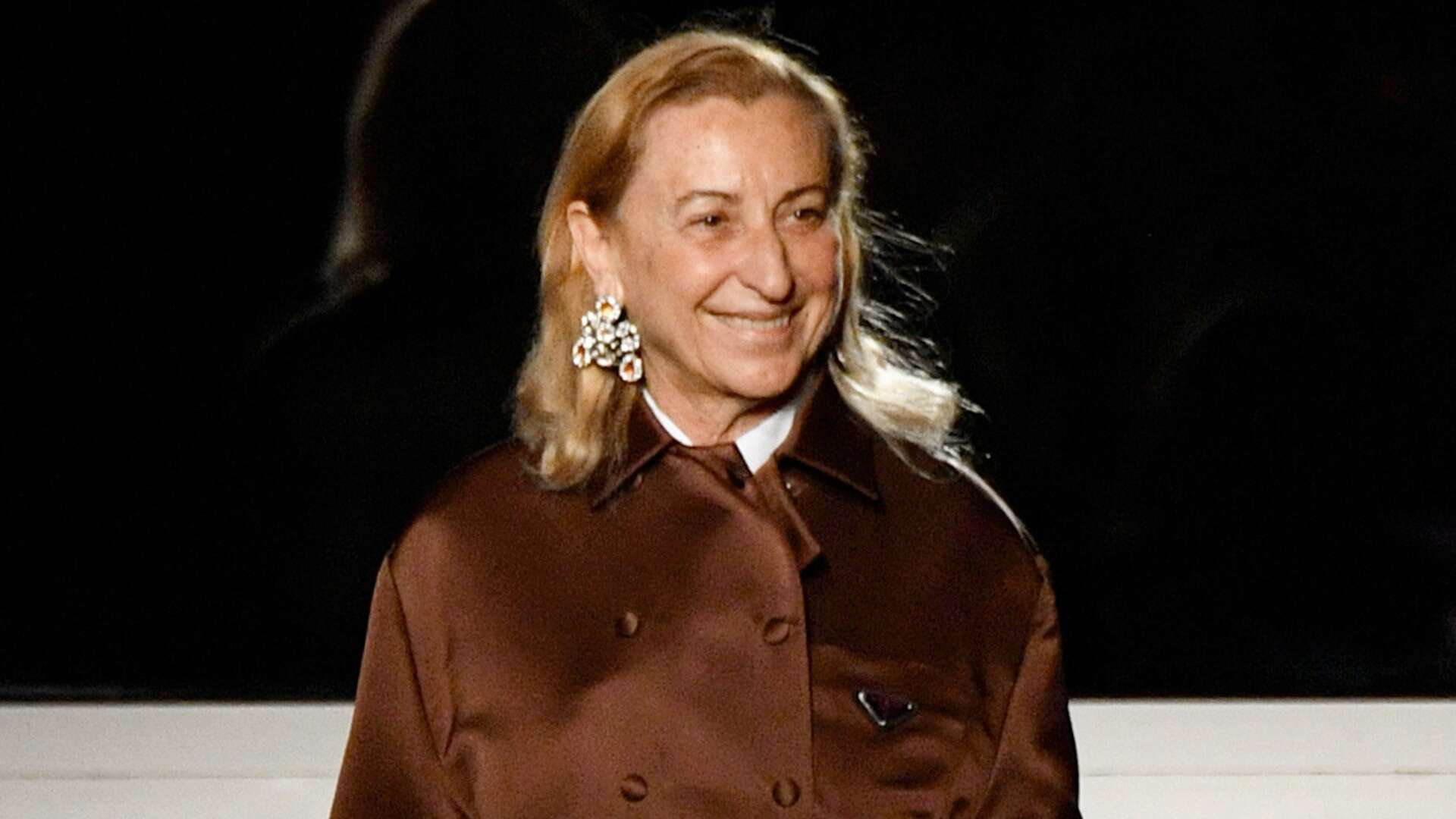 Miuccia Prada, dal Partito Comunista all’impero del lusso. “È la mia più grande contraddizione”