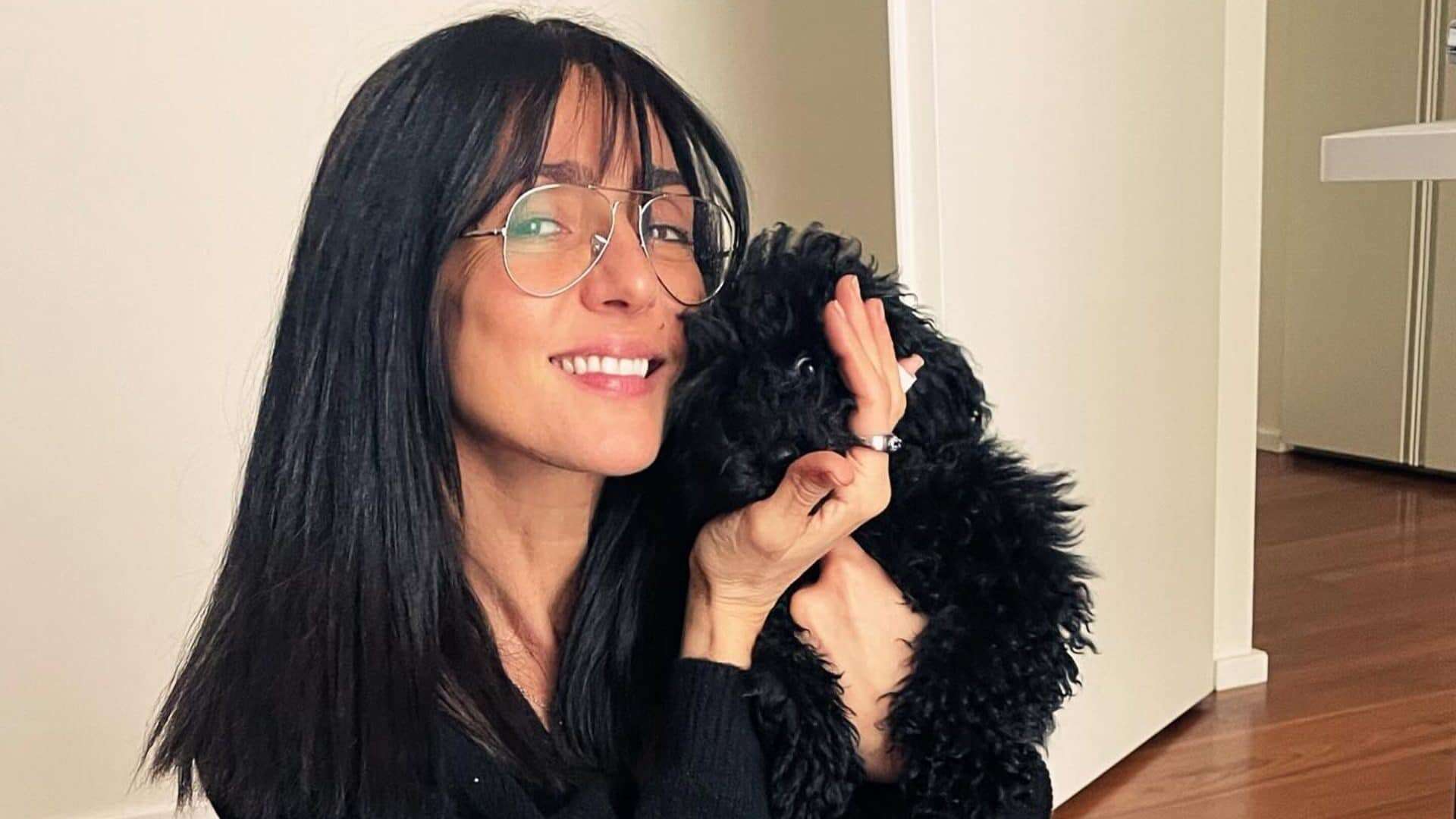 Ambra Angiolini cambia look: ora ha i capelli neri ed extra lisci