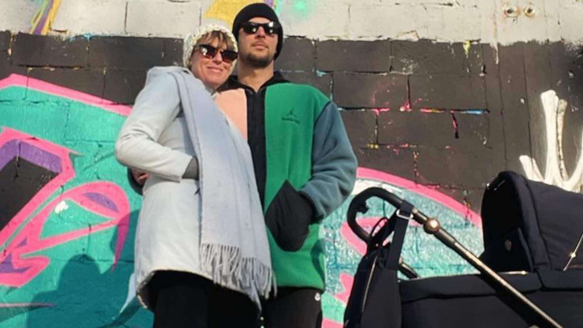 Federica Pellegrini, prima passeggiata in tre con Matteo Giunta e la figlia Matilde