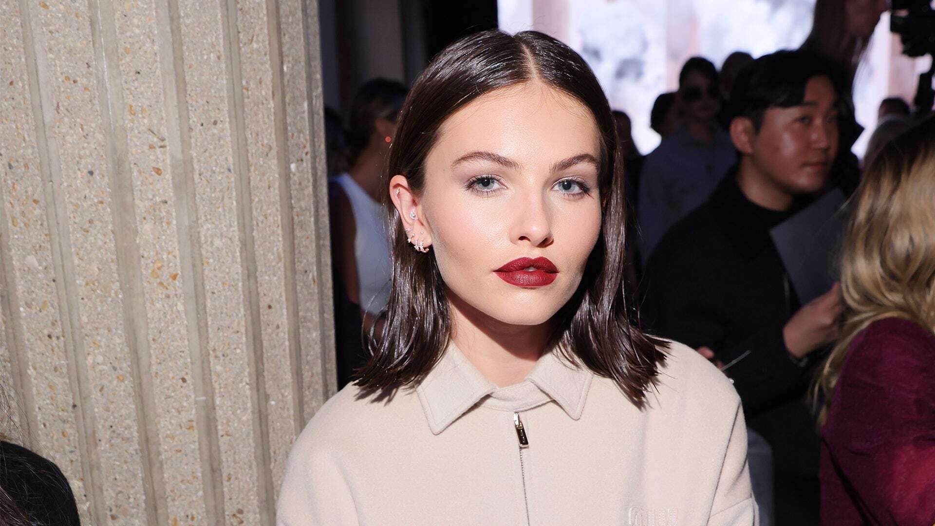 Thylane Blondeau taglia i capelli: l’ex bambina più bella del mondo col caschetto a Parigi