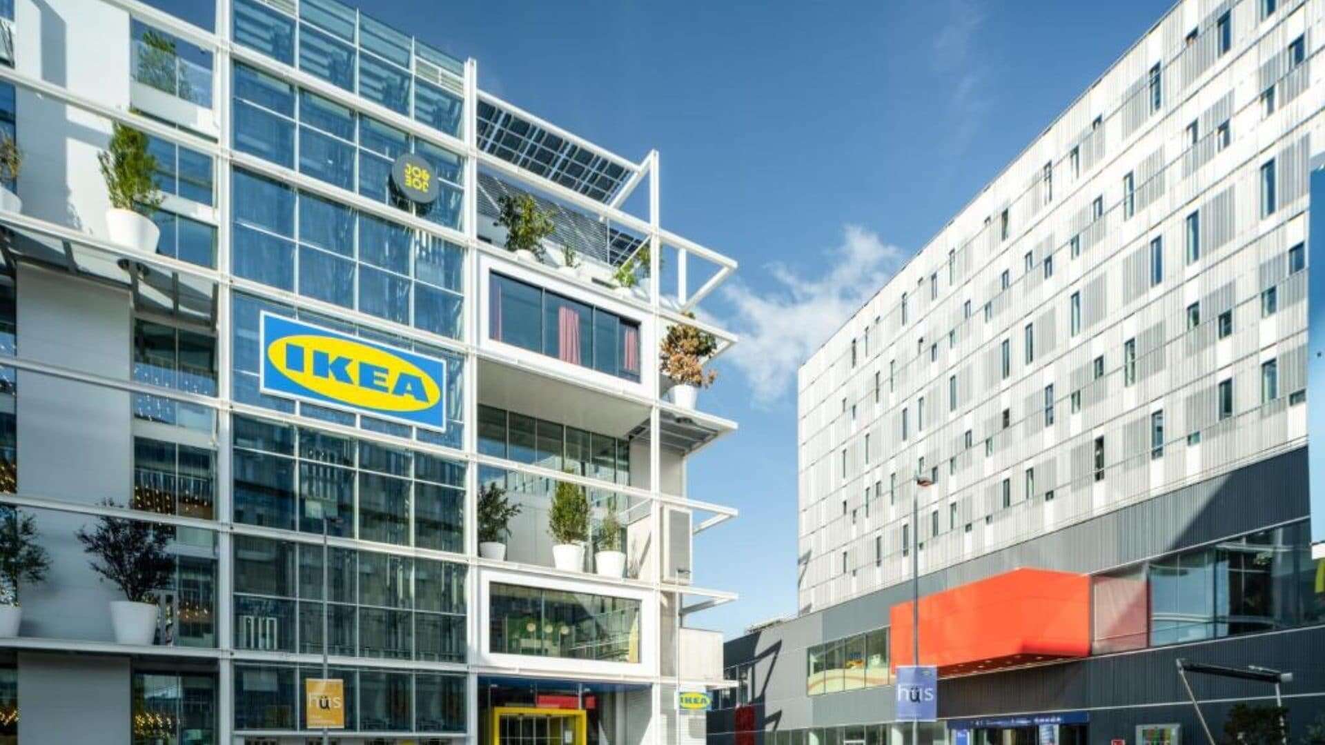 Dormire in un negozio Ikea per una notte: l’ostello di Vienna è virale su TikTok