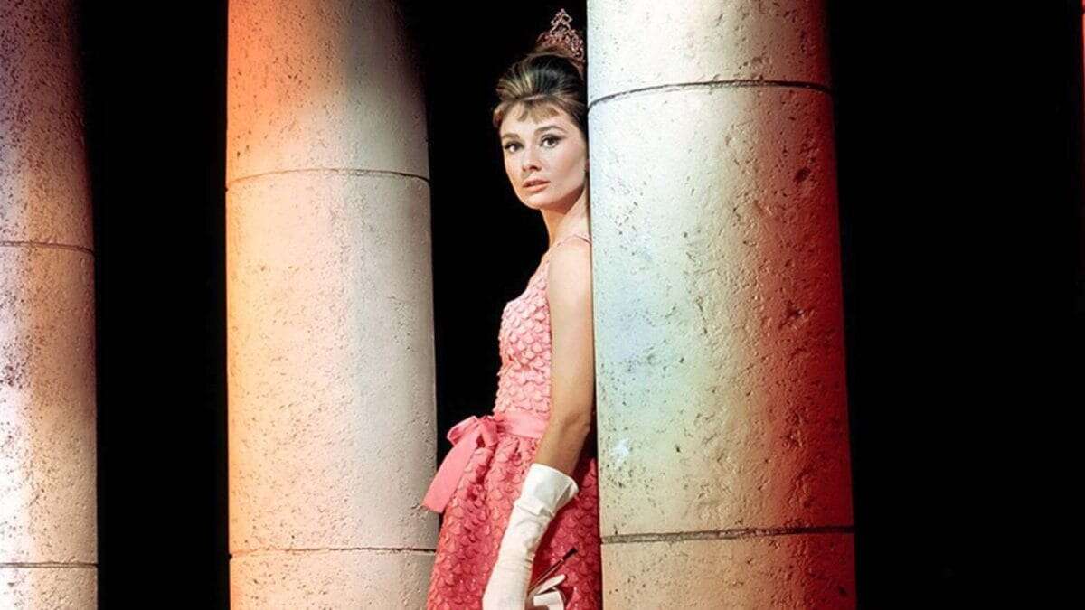 L’abito di Audrey Hepburn all’asta: 200mila euro per il vestito iconico di Colazione da Tiffany