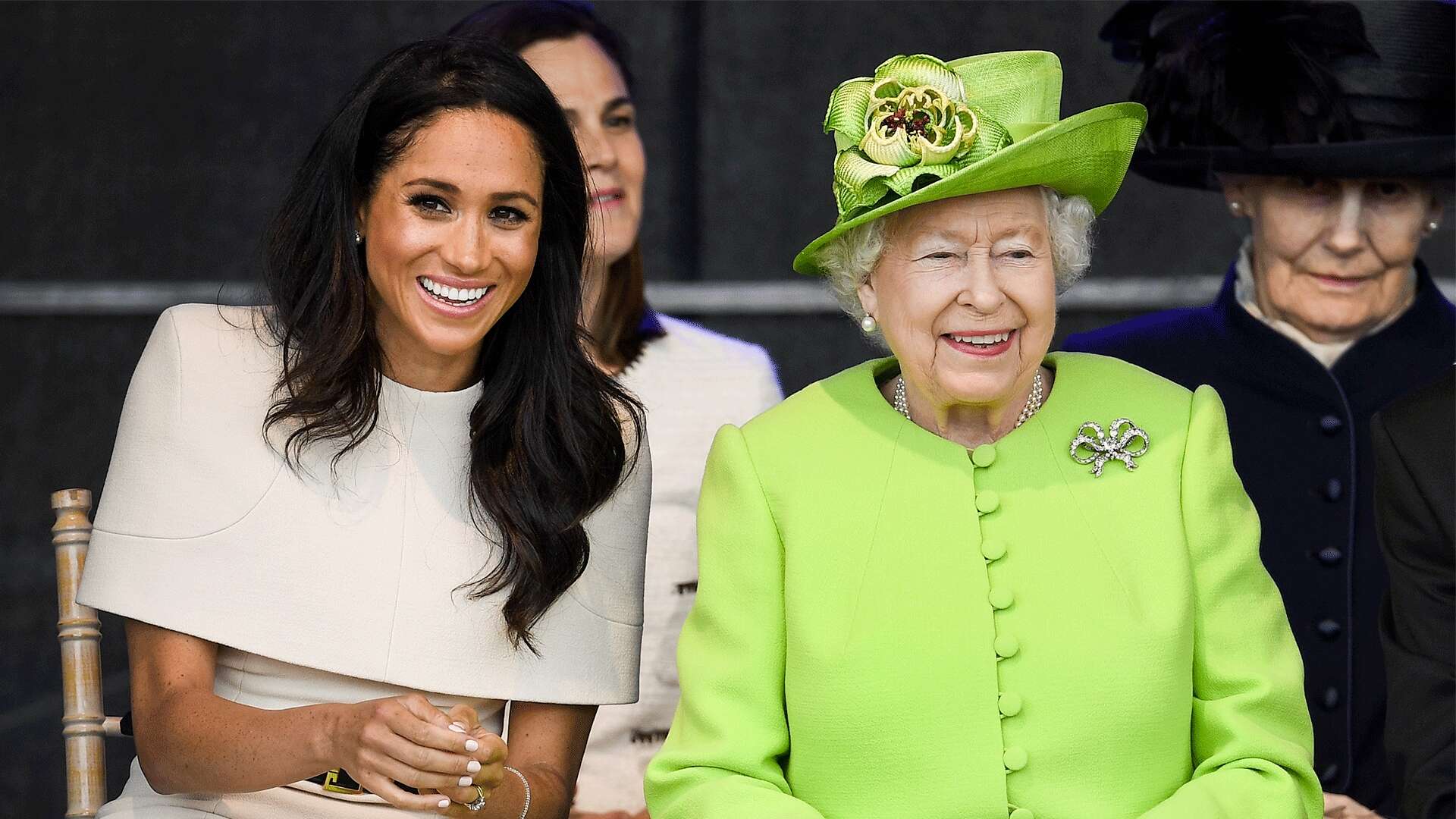 Meghan Markle: la regina le aveva chiesto di continuare a recitare, non ha smesso per colpa sua