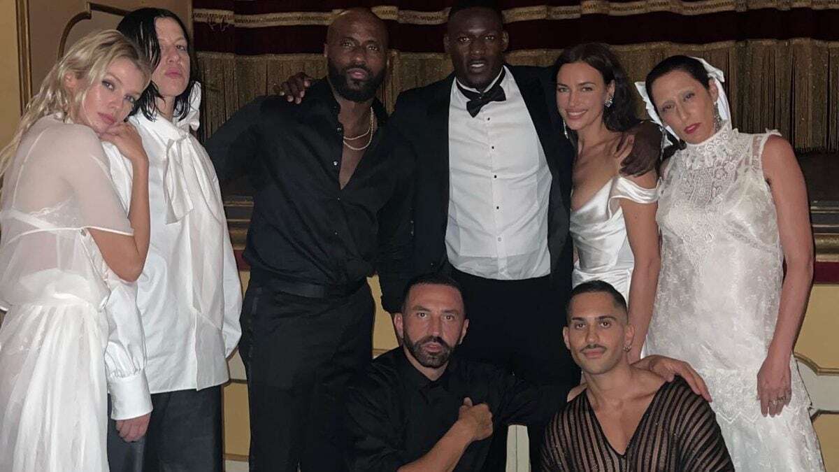 Che ci fanno Mahmood e Irina Shayk a Napoli? I segreti della festa di compleanno di Riccardo Tisci