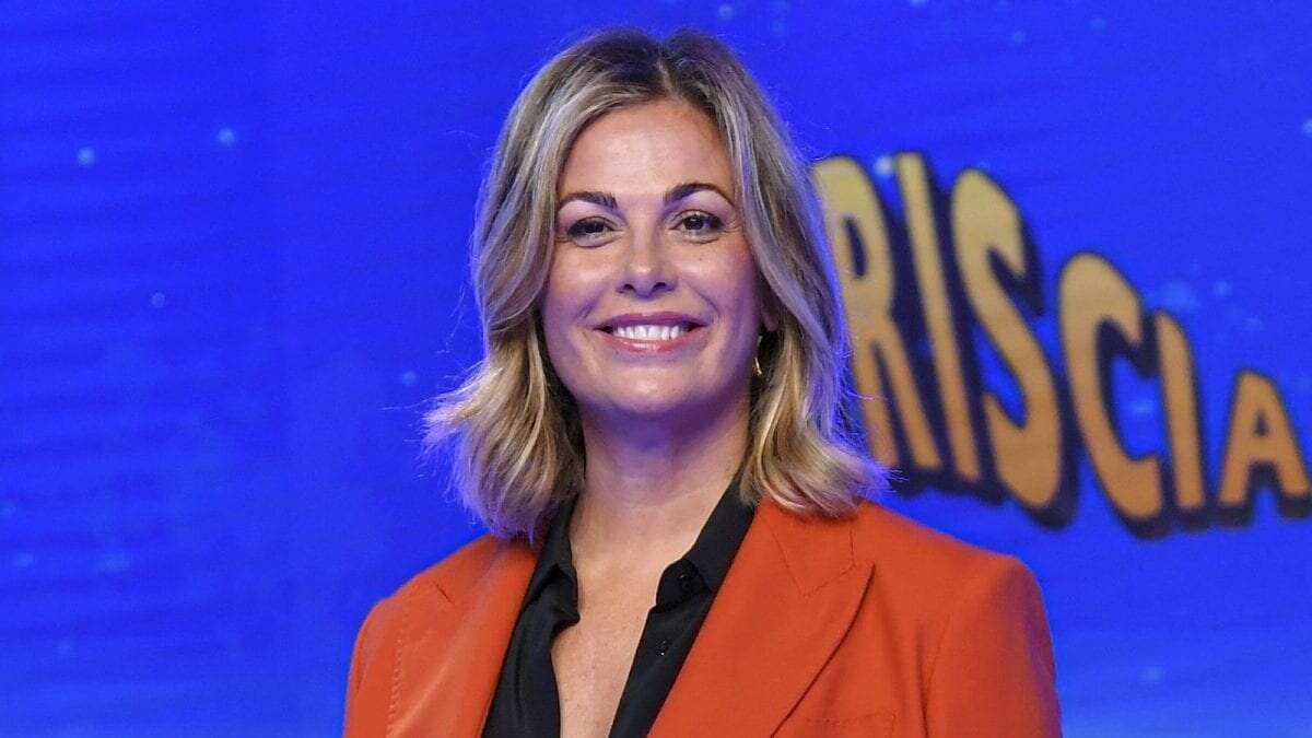 Vanessa Incontrada col nuovo hair look è pronta per tornare alla conduzione di Striscia la Notizia