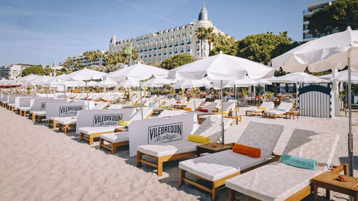 Spiagge griffate e resort di lusso: perché la moda ora punta sulle vacanze