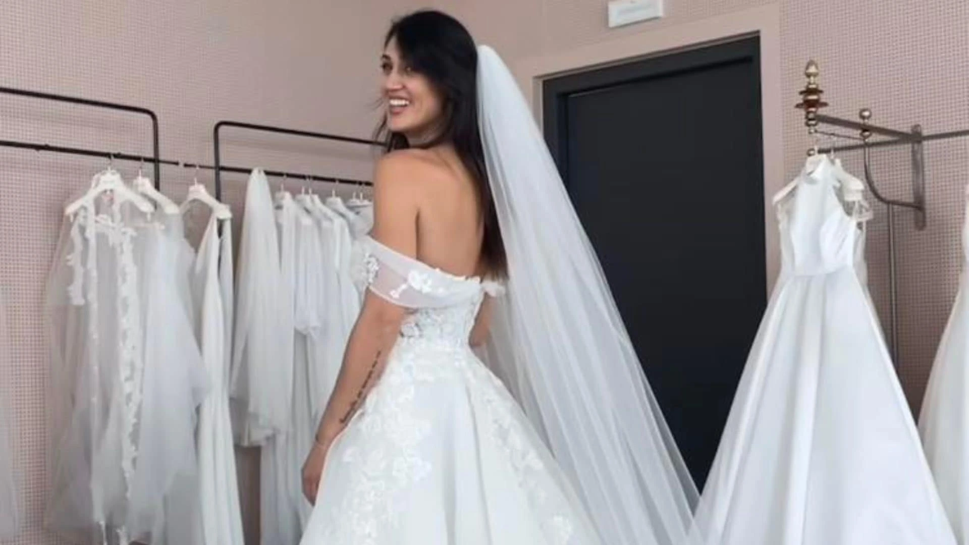 Cecilia Rodriguez prova l’abito da sposa: cosa indosserà al matrimonio con Ignazio Moser
