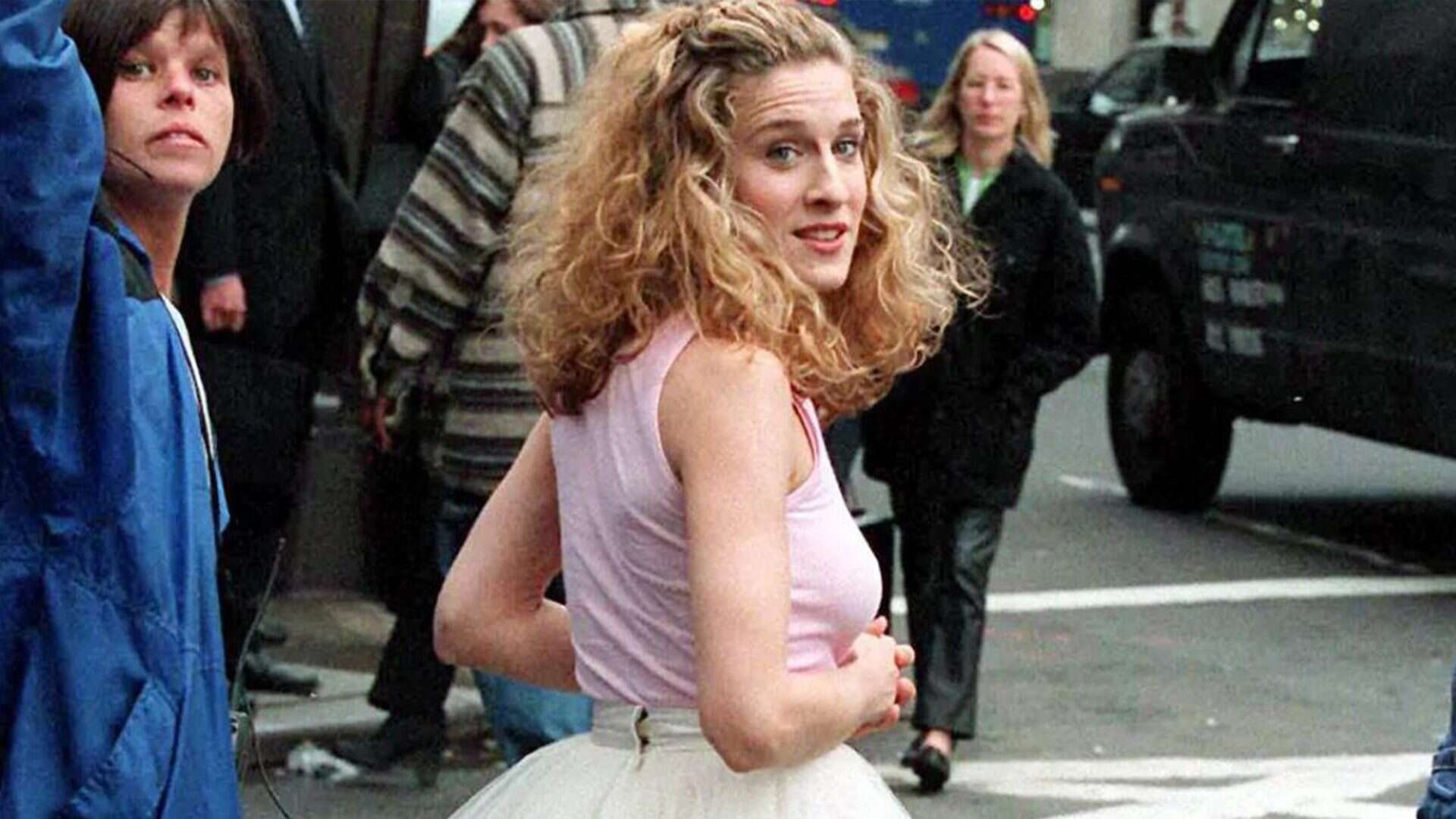 Sex and the City, in vendita il celebre tutù di Carrie Bradshaw: ecco quanto vale