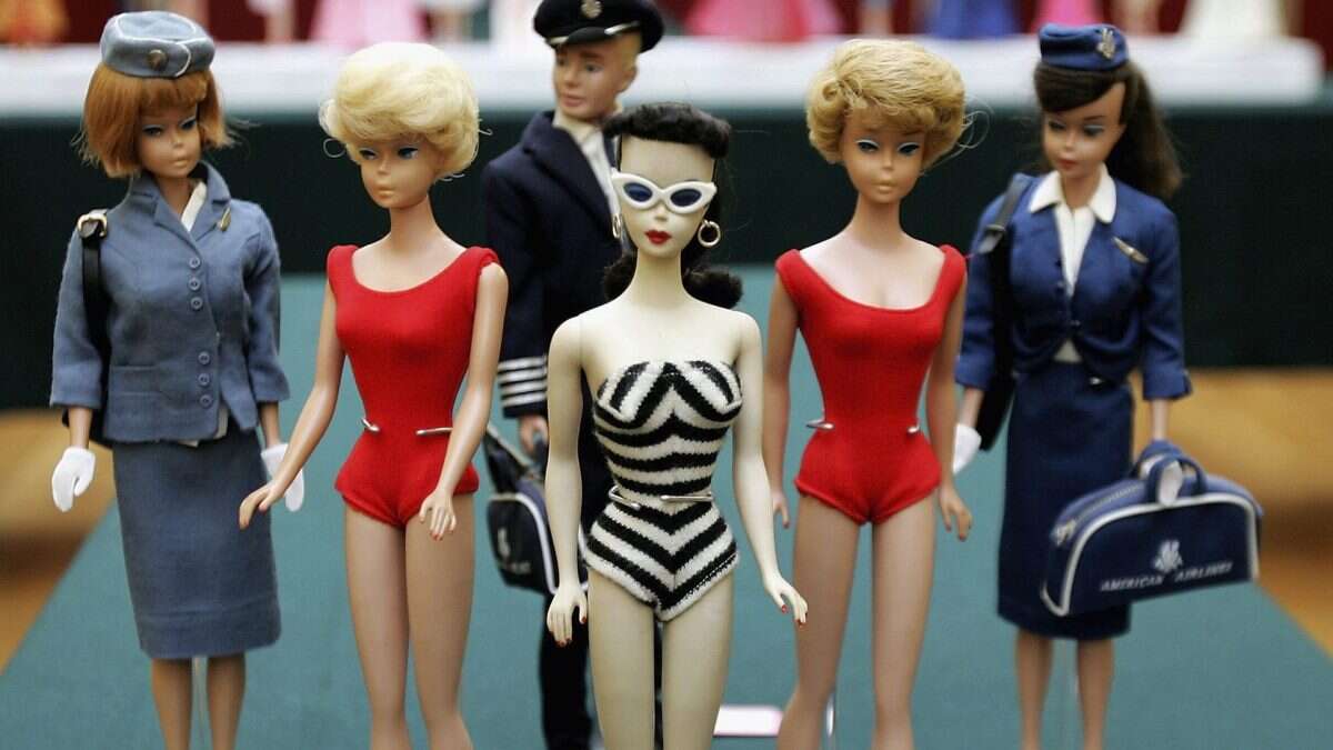 Barbie, storia di un’icona: com’è cambiata la bambola più famosa al mondo dal 1959 a oggi