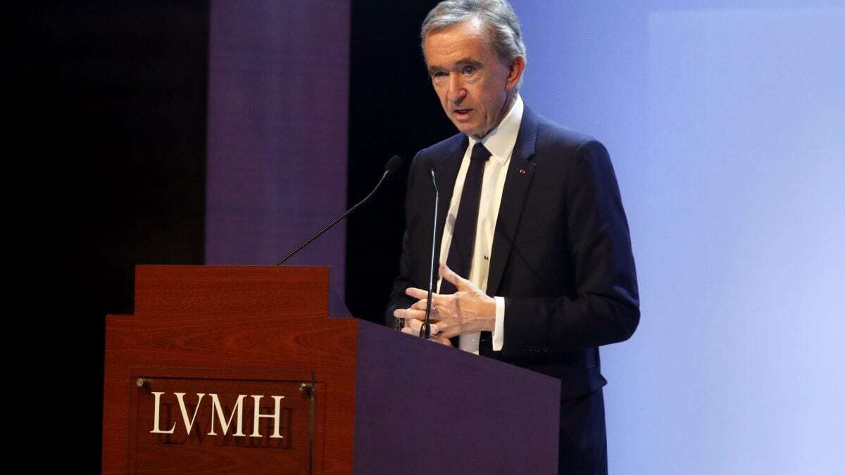 Bernard Arnault pianifica la successione di LVMH: i figli non potranno vendere per 30 anni