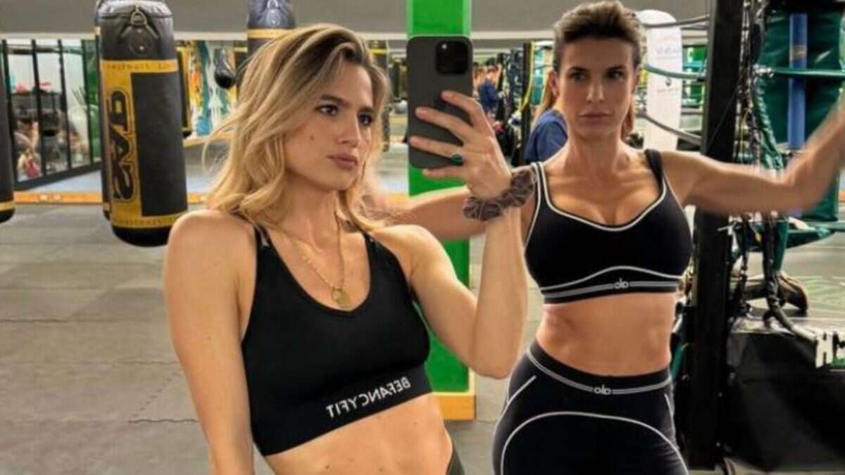 L’allenamento di coppia di Elisabetta Canalis e Cristina Marino: in palestra vestono coordinate