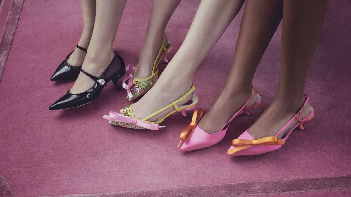 Scarpe di moda per l’estate 2023: sabot, zeppe e infradito sono i modelli di tendenza