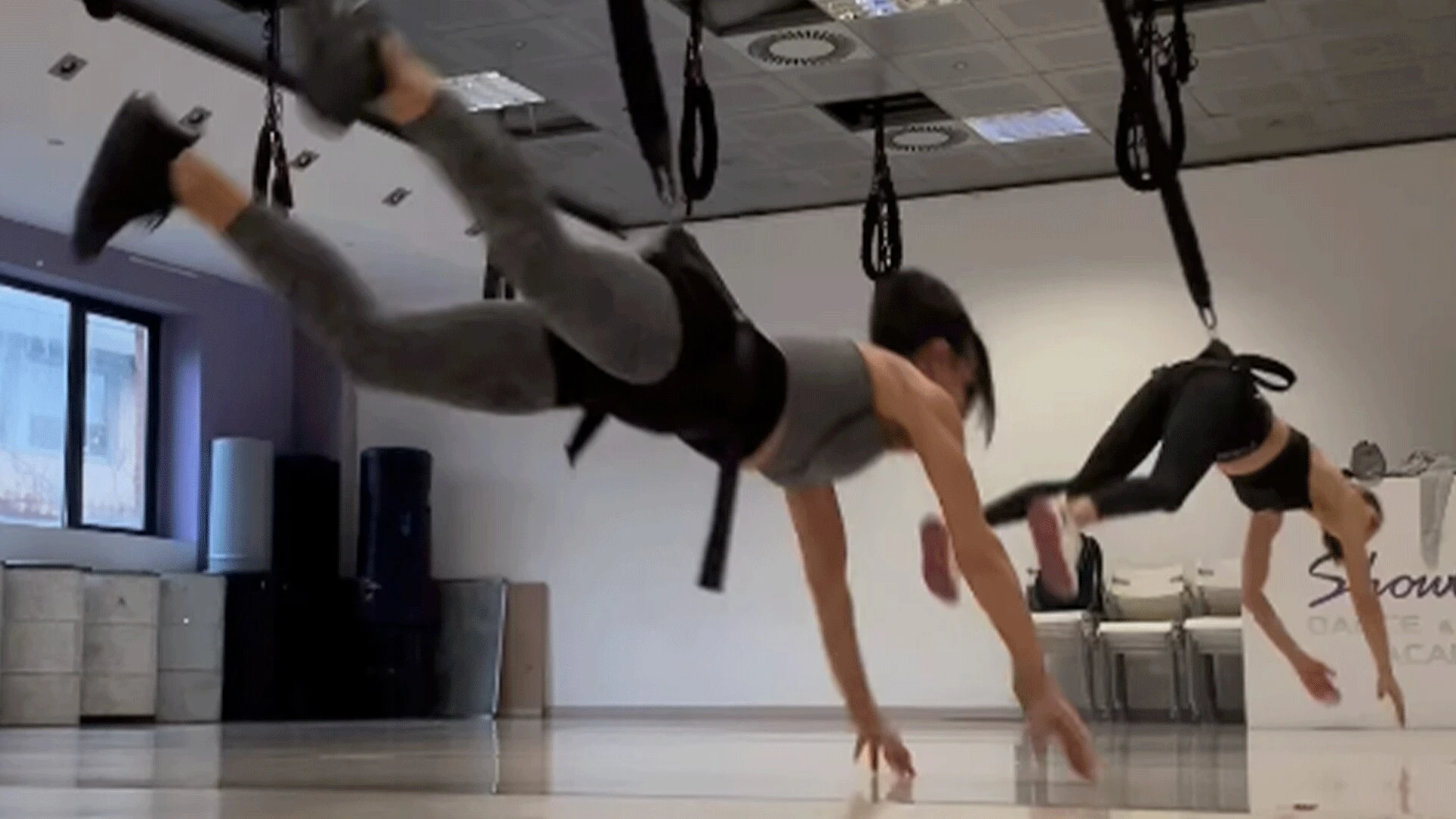 Che cos’è il Bungee Fly, la nuova ossessione di Ambra Angiolini