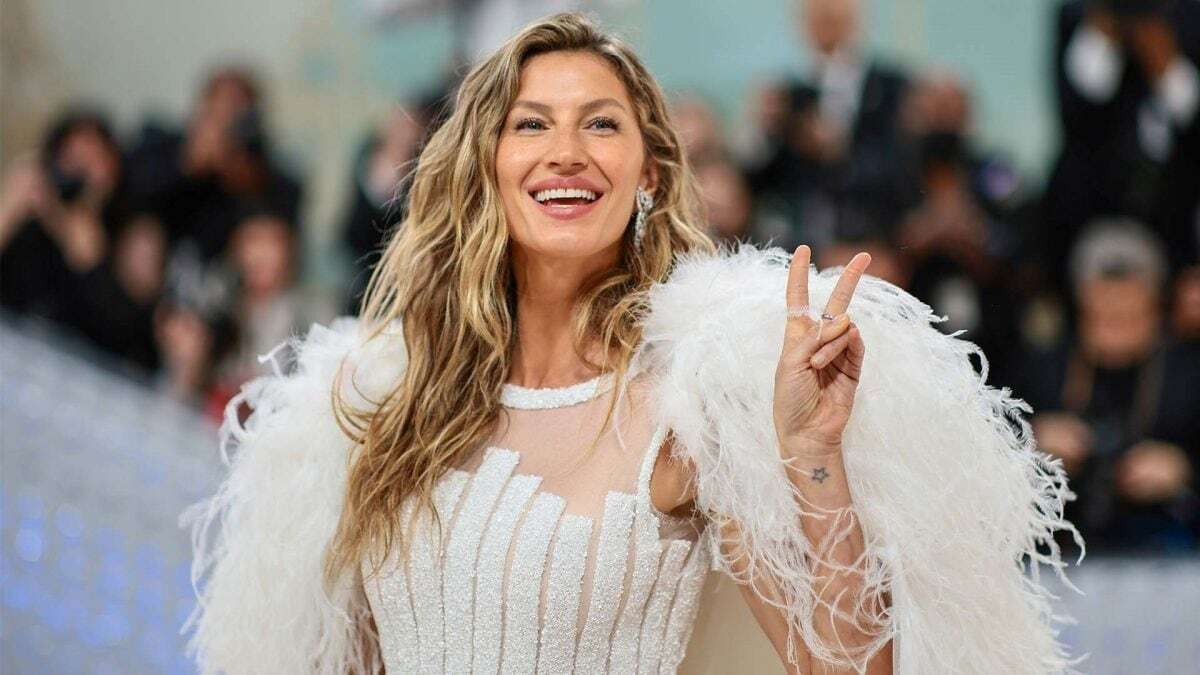 Gisele Bündchen, un successo pagato caro: “Le altre alle feste godendosi la giovinezza, io al lavoro”