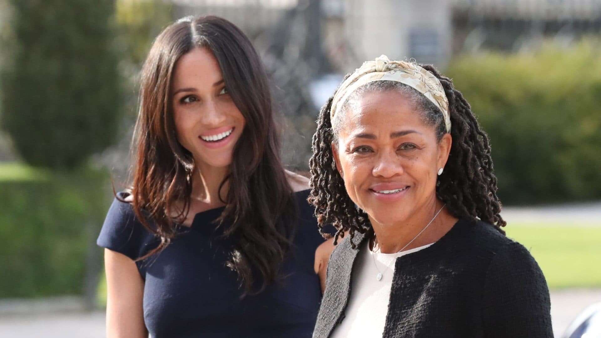 Doria Ragland si trasferisce a Montecito: perché sta vivendo a casa di Harry e Meghan Markle