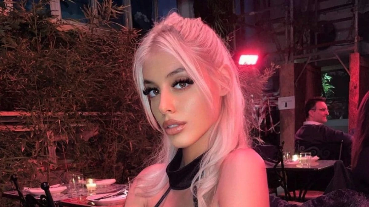 Caso Asia Valente, l’avvocato: “Gli influencer devono dire ai follower se sono invitati in un posto”