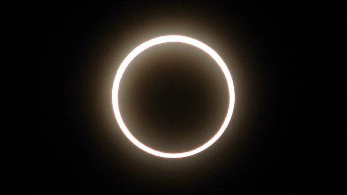 Magnifica eclissi anulare sabato 14 ottobre: a che ora e come vede l’anello di fuoco