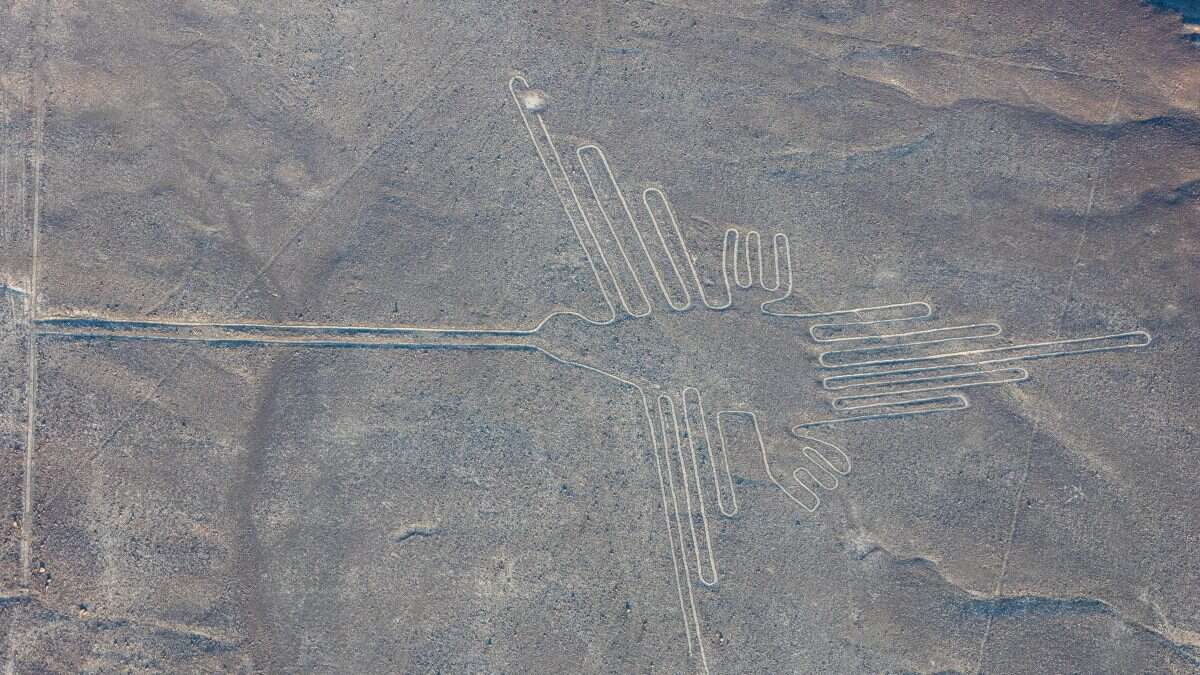 Intelligenza artificiale scopre quattro nuove “Linee di Nazca” nel deserto del Perù