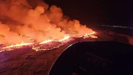 Eruzione del vulcano in Islanda, peggiora la qualità dell’aria: possibili fumi su Reykjavik