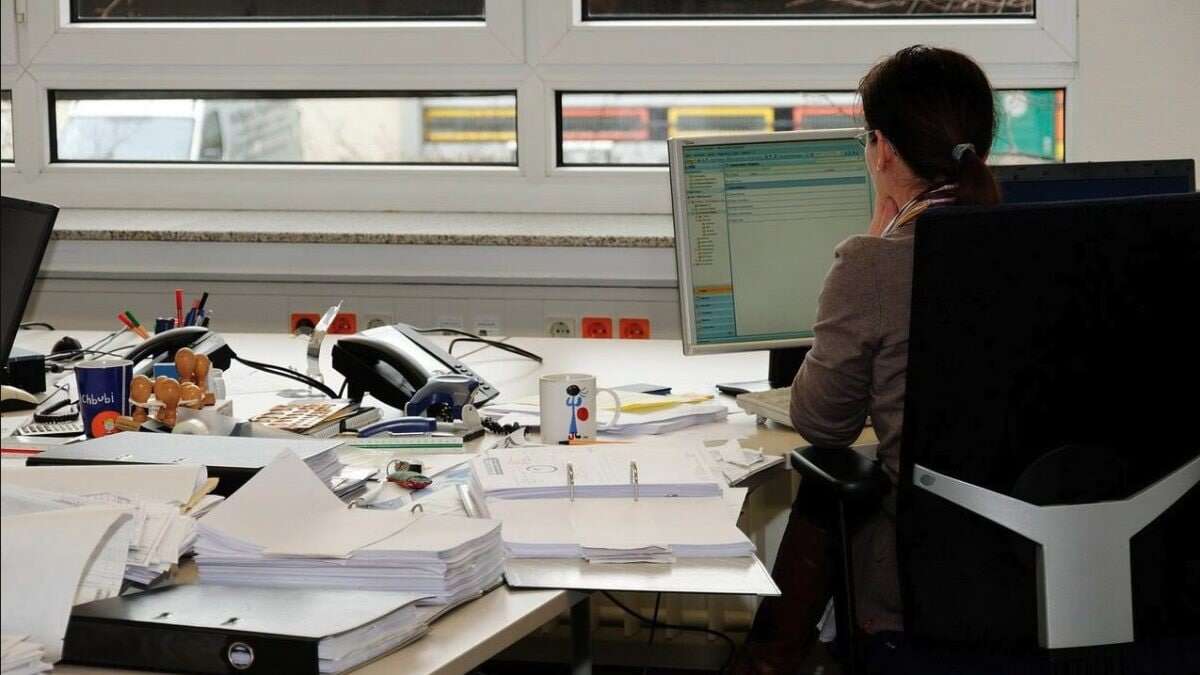 Donna disabile licenziata dopo 24 anni di lavoro: il tribunale le dà ragione e la reintegra