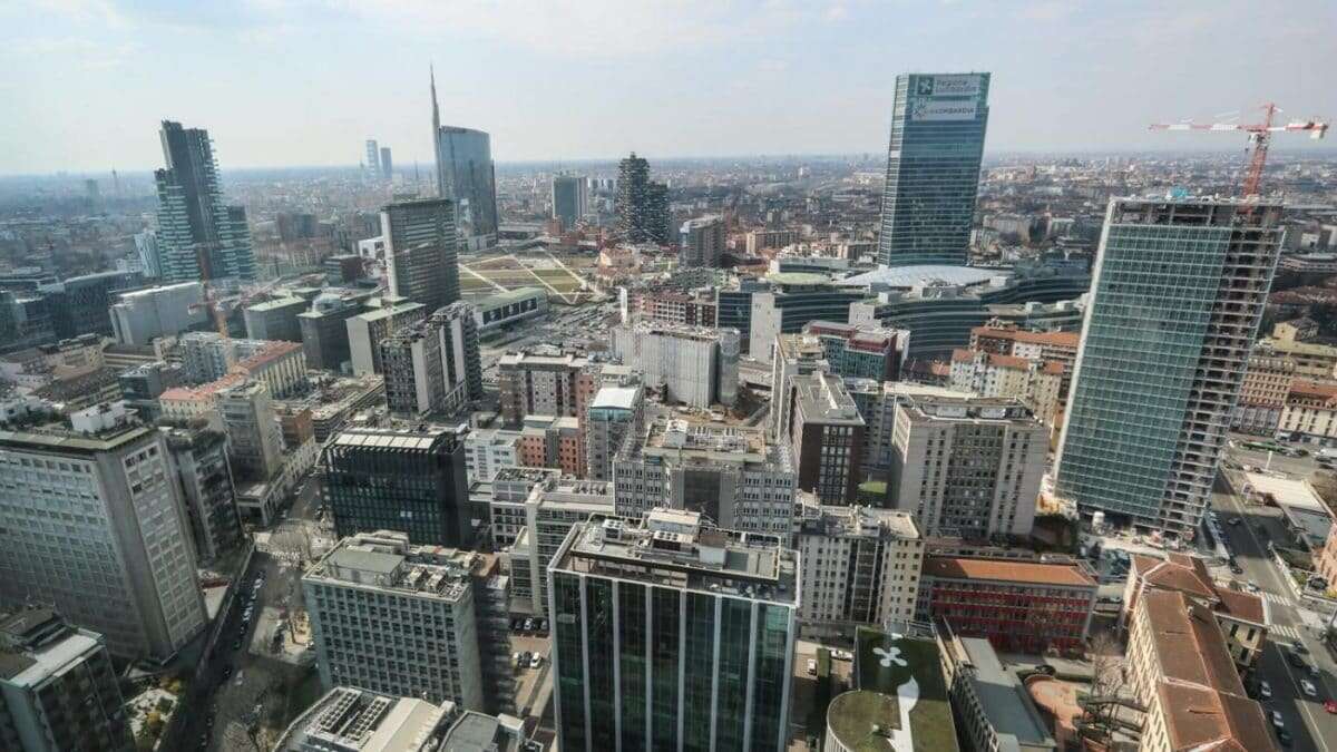 Quali sono i comuni intorno a Milano dove un single può permettersi di vivere se lavora in città