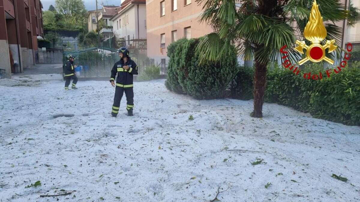 La grandine manda all'ospedale due donne a Senna Comasco: gravi madre e figlia