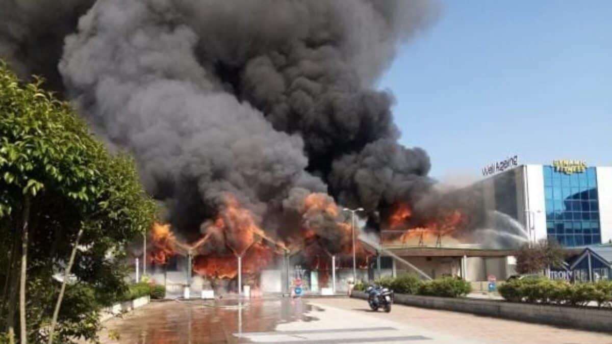 L'incendio a Le Vele è stato provocato dall'esplosione di una bombola di gpl, il sindaco: 