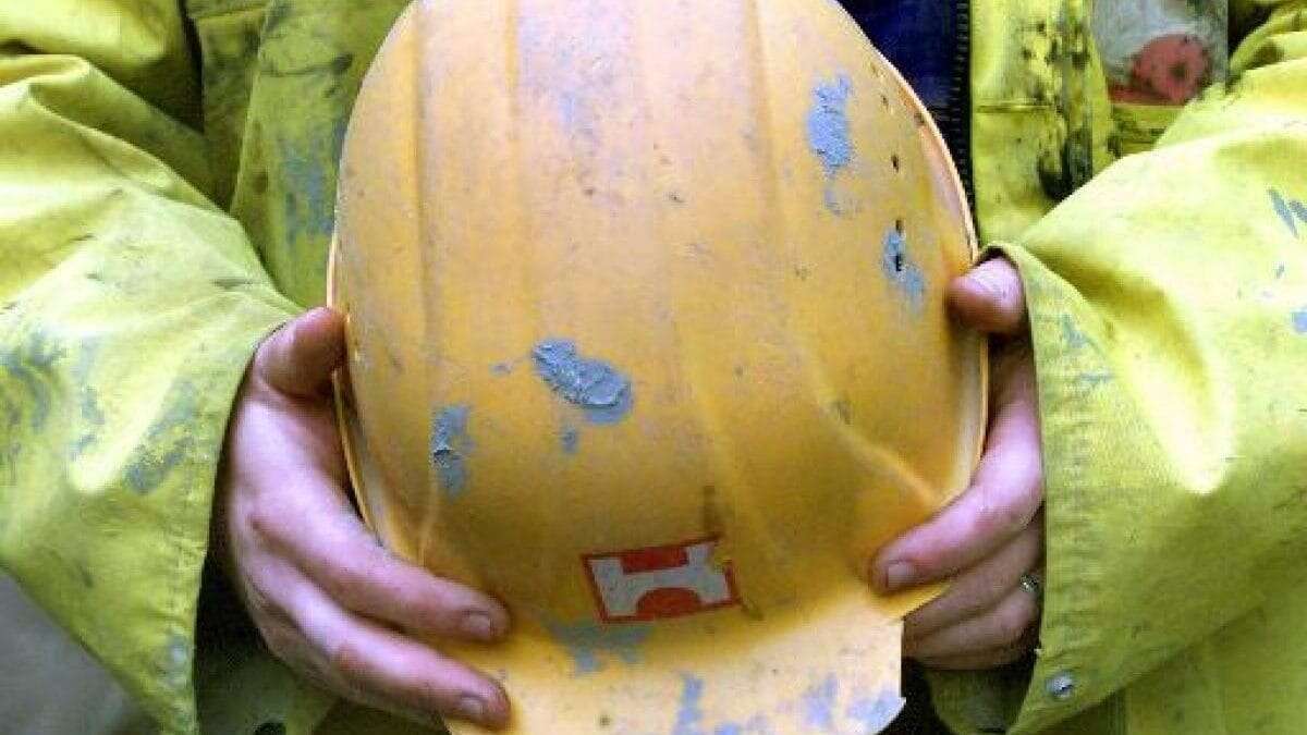 Chi era Mirko Serpelloni, morto a 27 anni cadendo dal tetto dell'azienda in cui stava lavorando