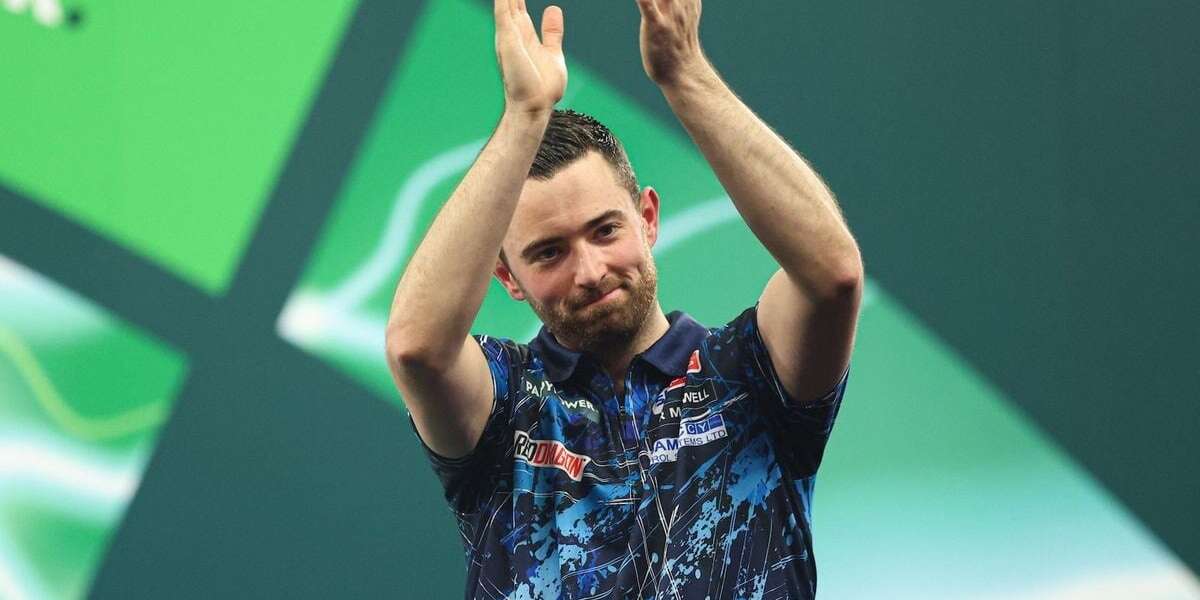 Luke Humphries holt sich nach Comeback gegen Danny Noppert Platz im Winmau World Masters Finale